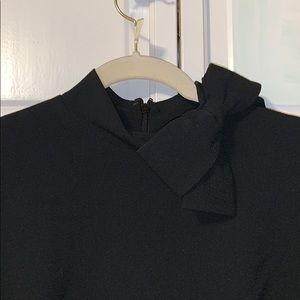 Mock Neck Bow dress!  Size 6